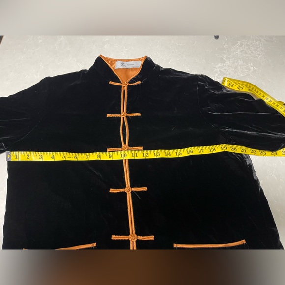 EUC Vintage Velvet and Silk Jacket - Picture 7 of 8